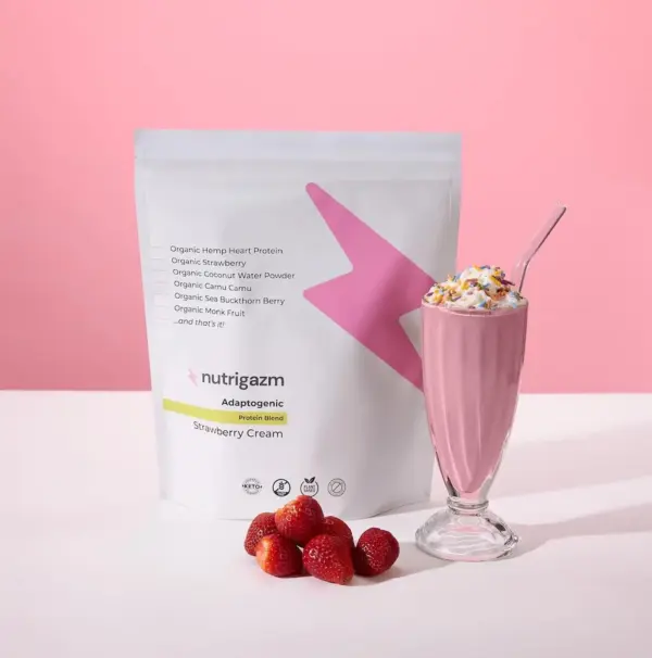Strawberry Cream Superfood Protein Blend